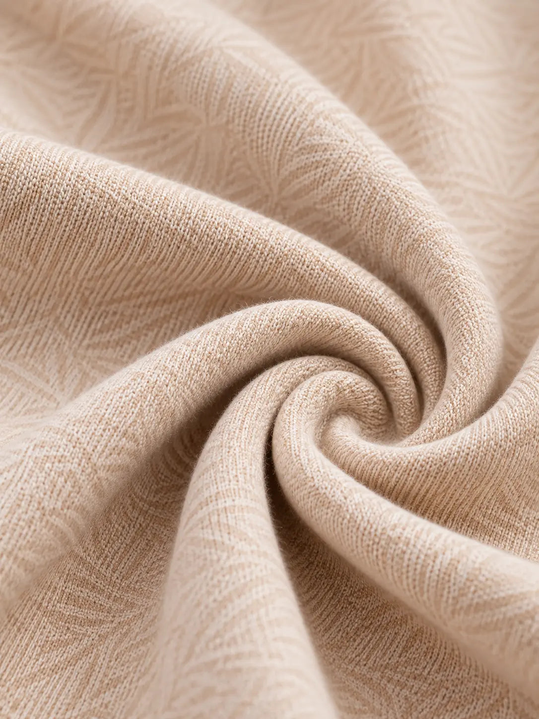 Détail tissu beige doux – Pyjama homme Brise Tropicale