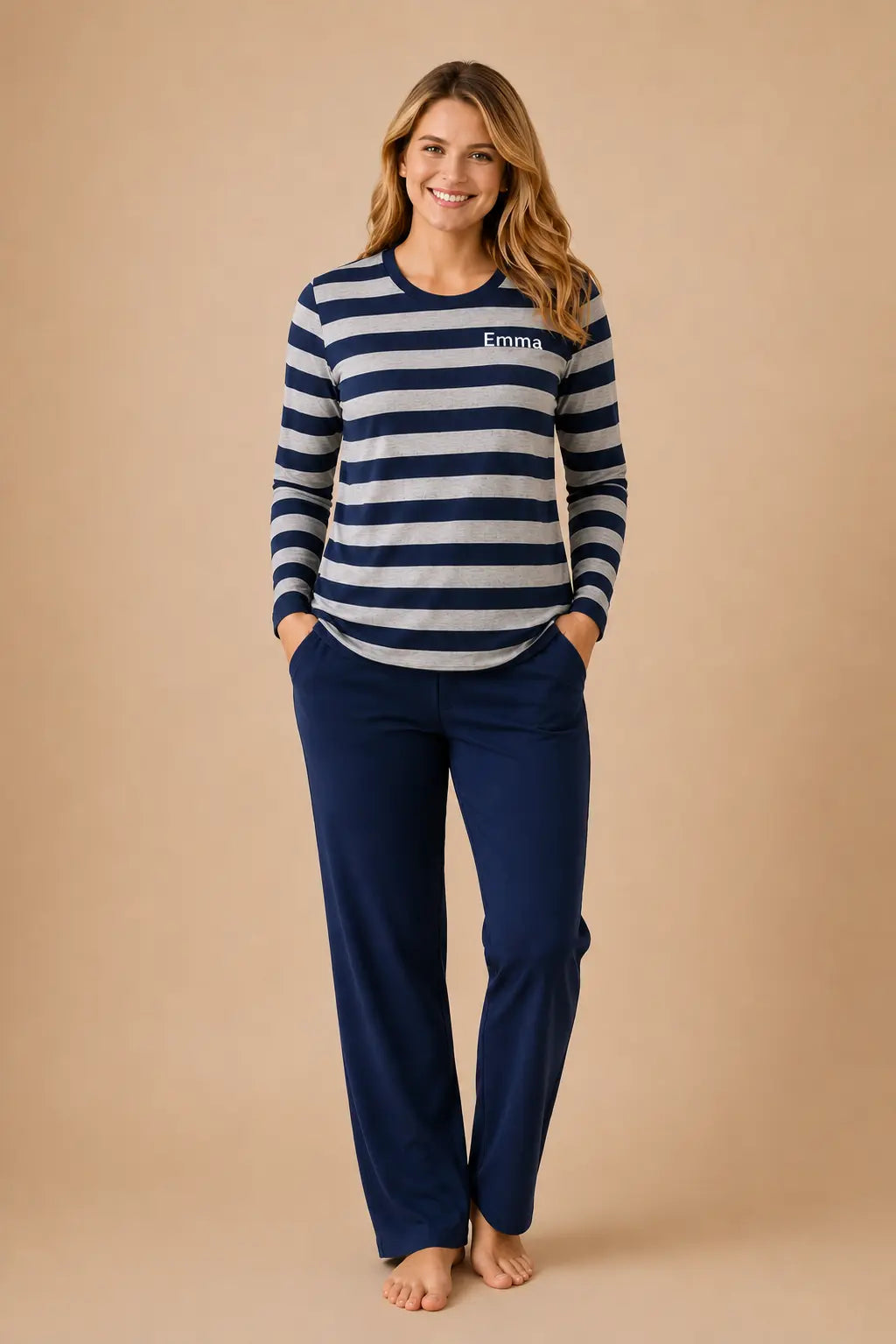 Pyjama femme - ensemble marin et sourire