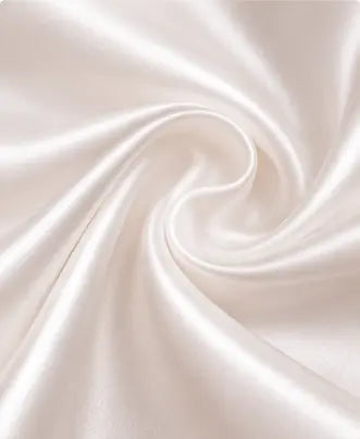 Peignoir satin blanc LB Pyjama - détail matière satin sans texte